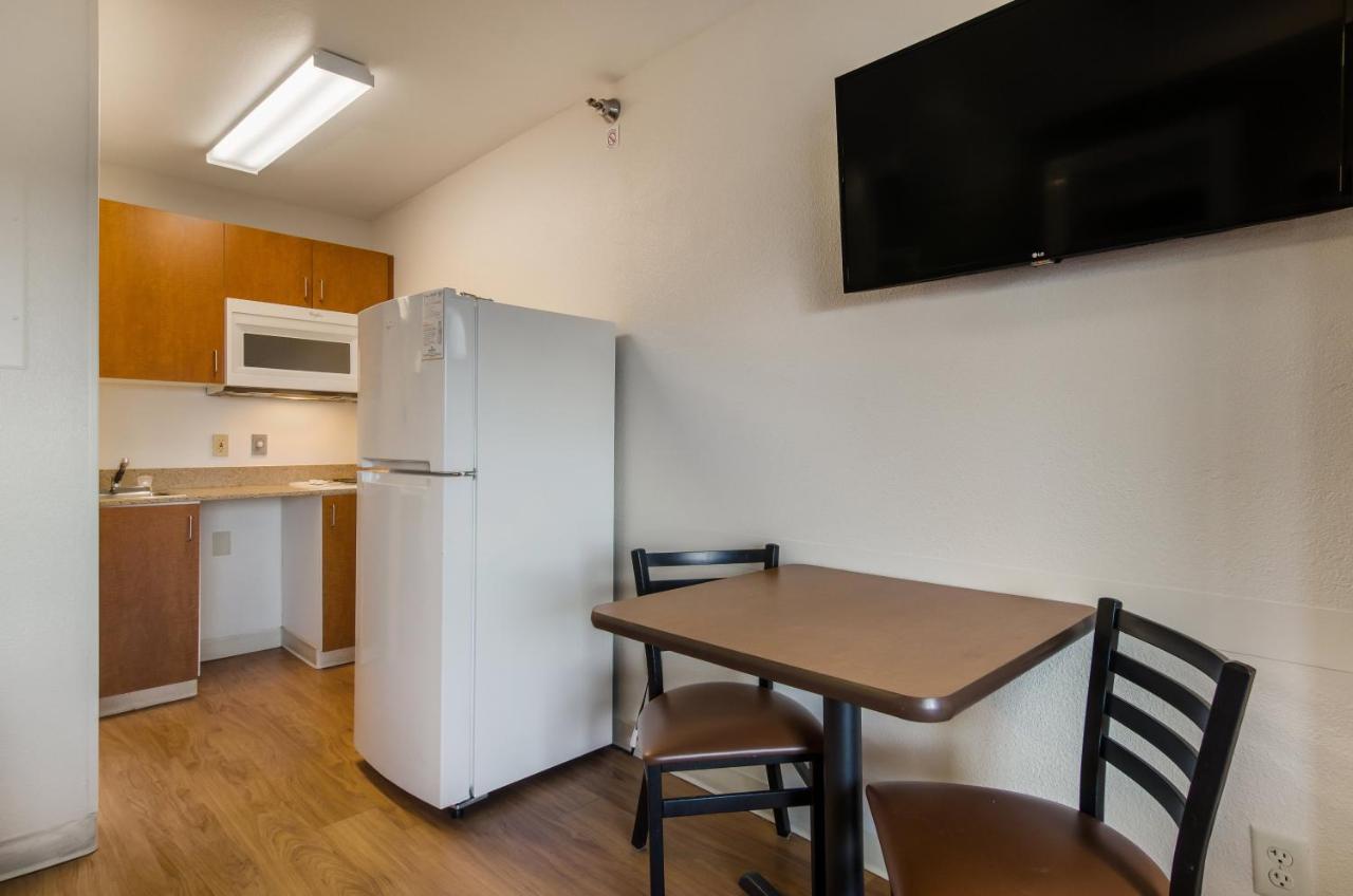 Studio Two Double Beds Non-Smoking