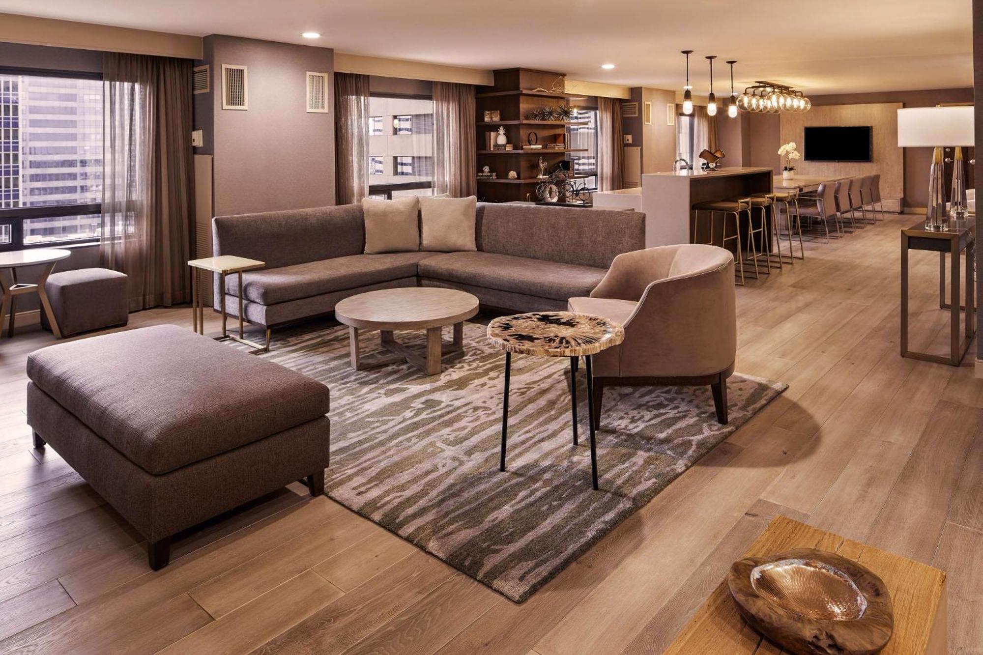 One-Bedroom Presidential King Suite