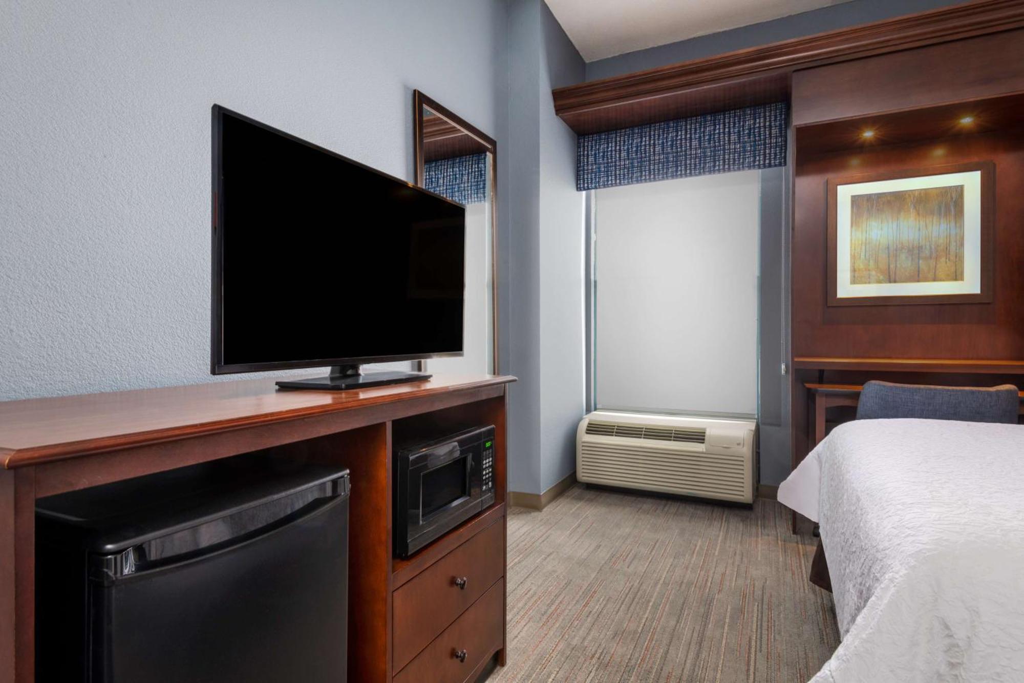 Room Two Queen Beds Non-Smoking