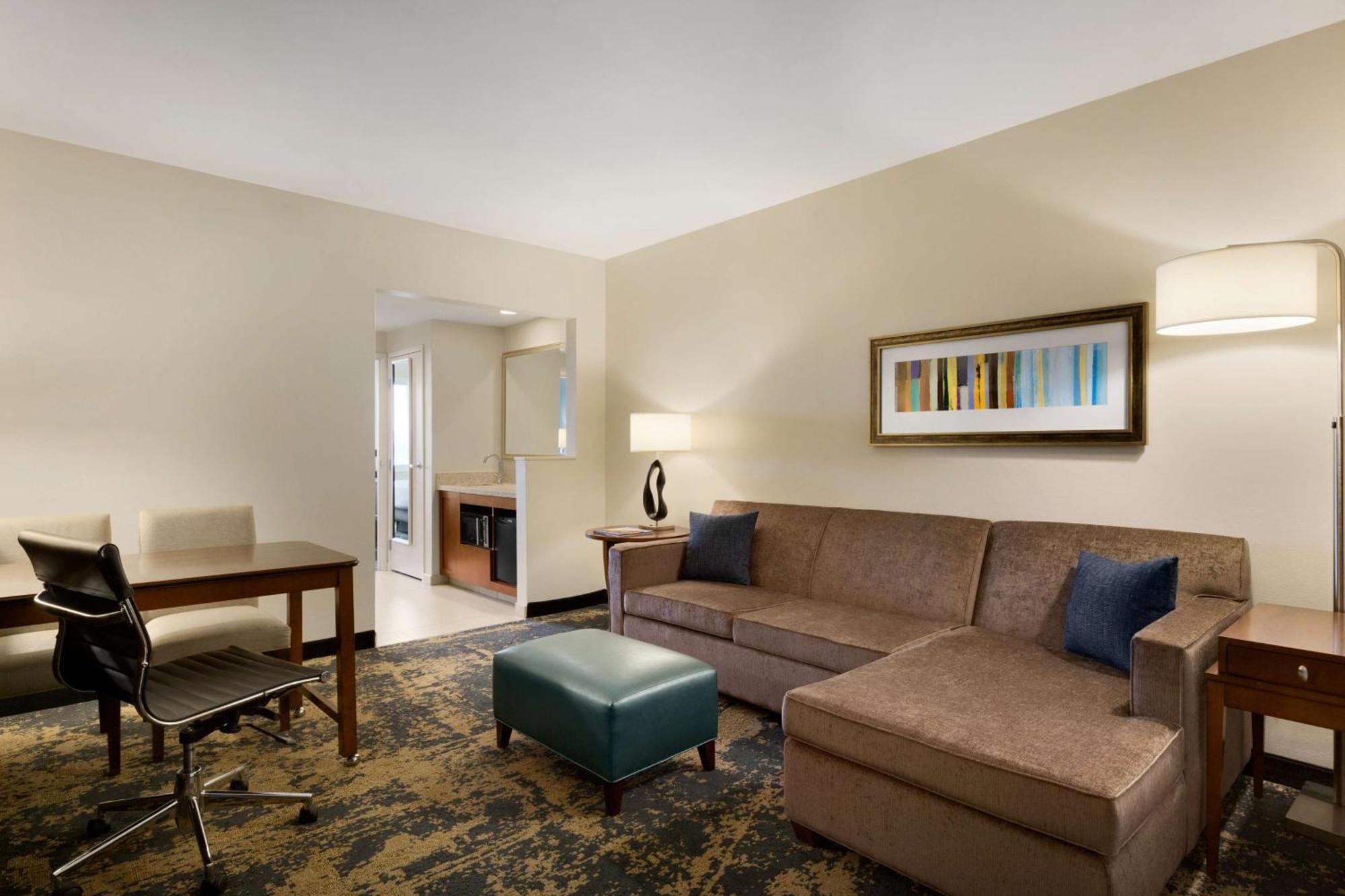 Two-Room King Suite - Non-Smoking,1551992758:JPEG