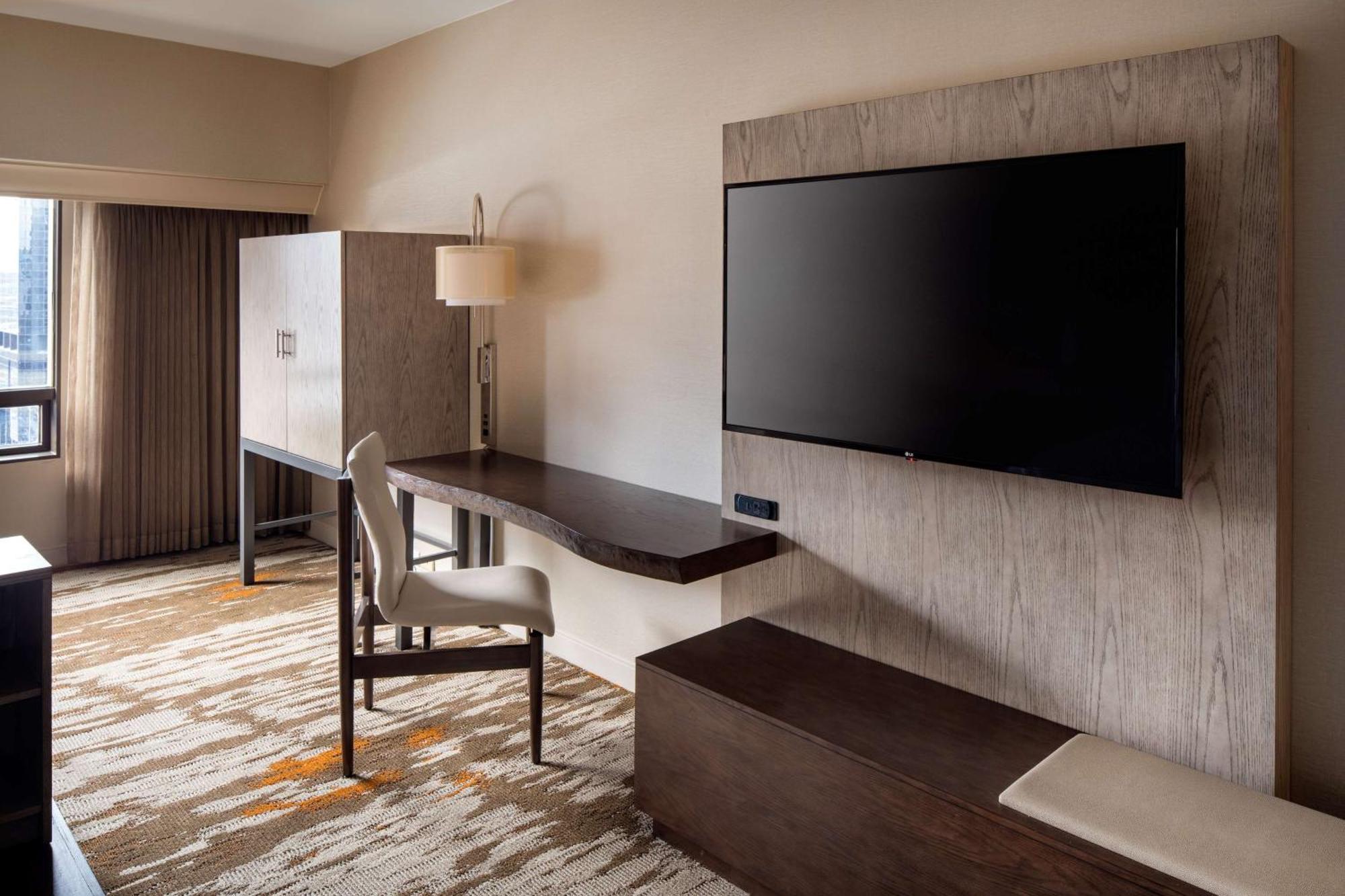Oversized Premier King Studio