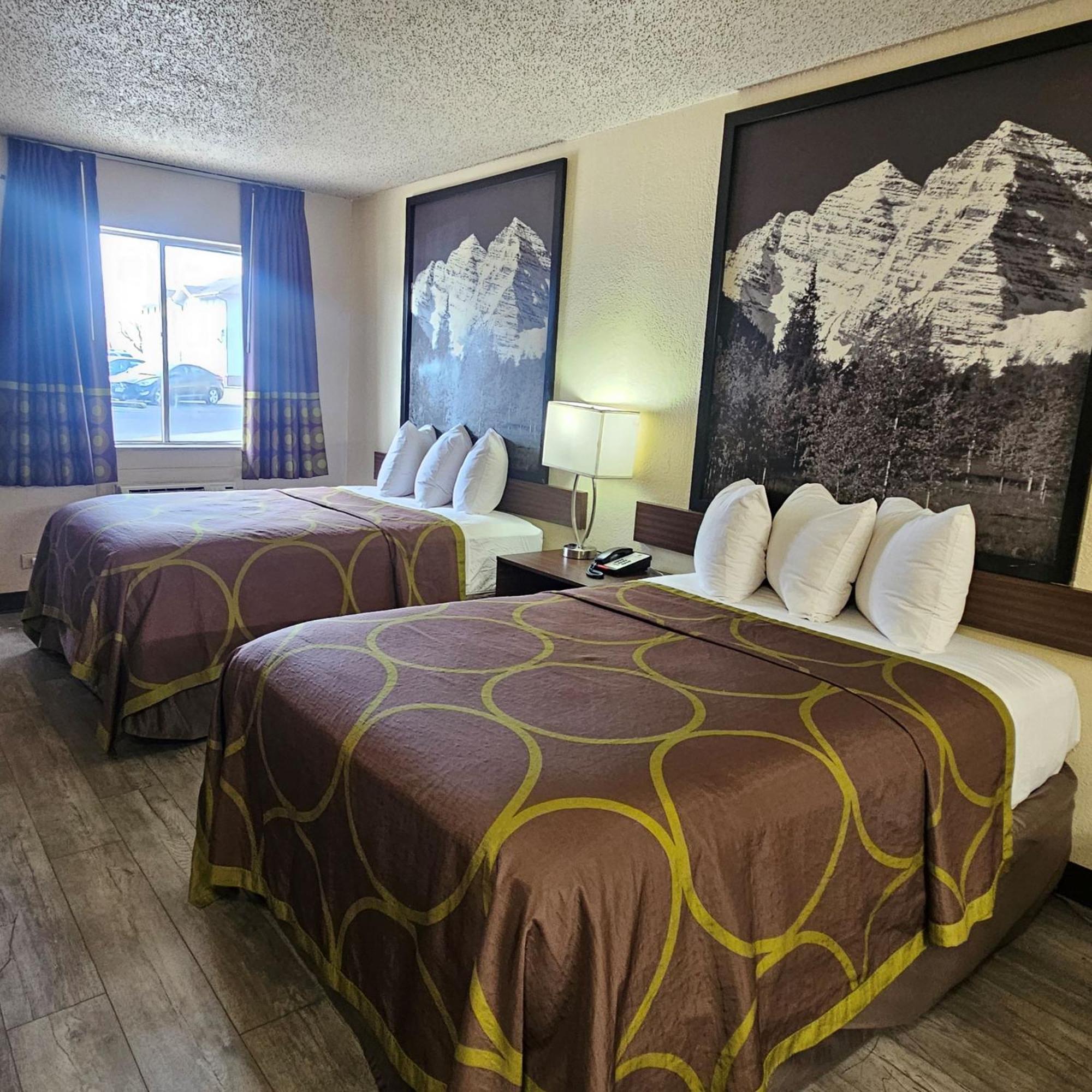 Double Room Two Double Beds Non-Smoking