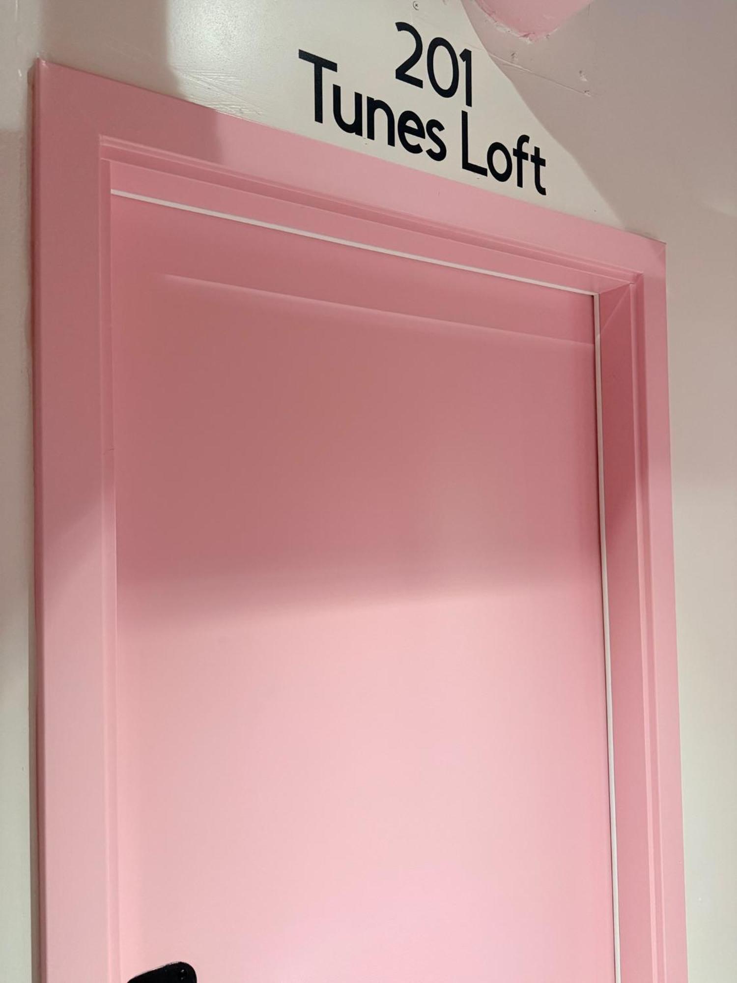 Studio Split Level