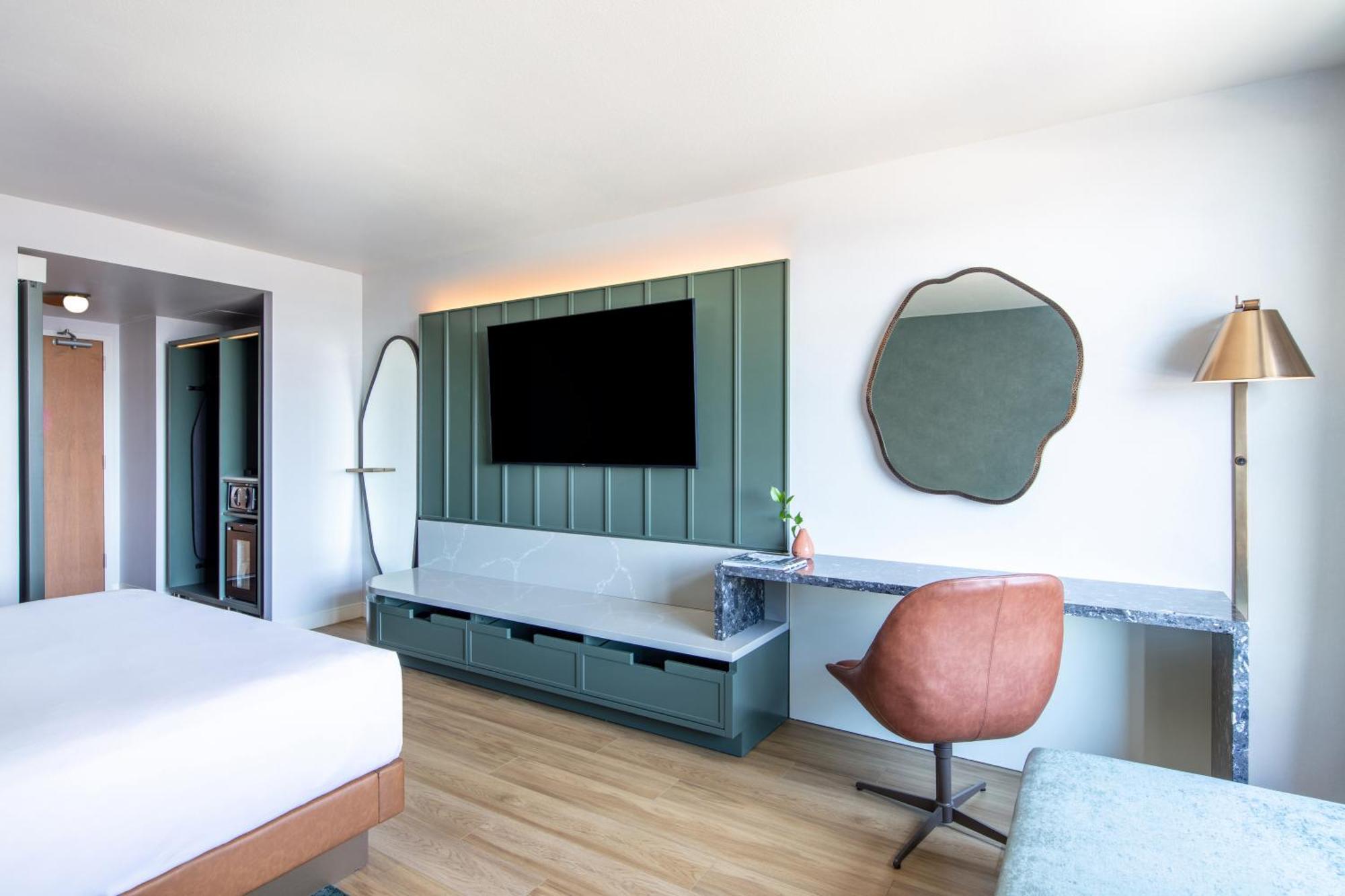 King Room