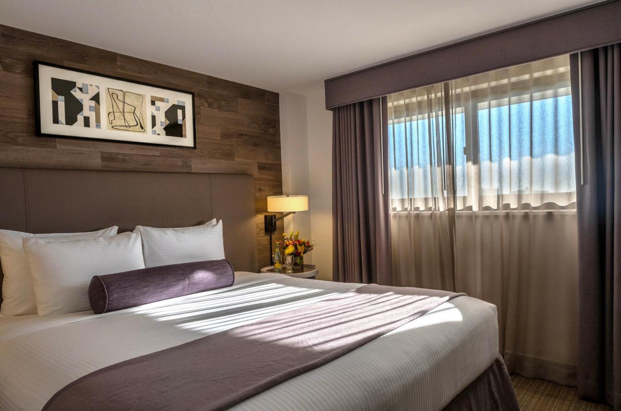 Premier King Suite Balcony