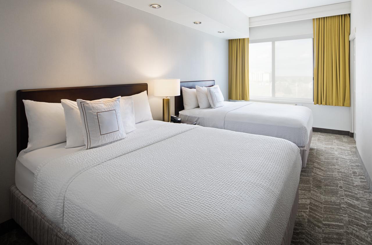 Studio Suite Two Queen Beds Hearing Accessible Non-Smoking