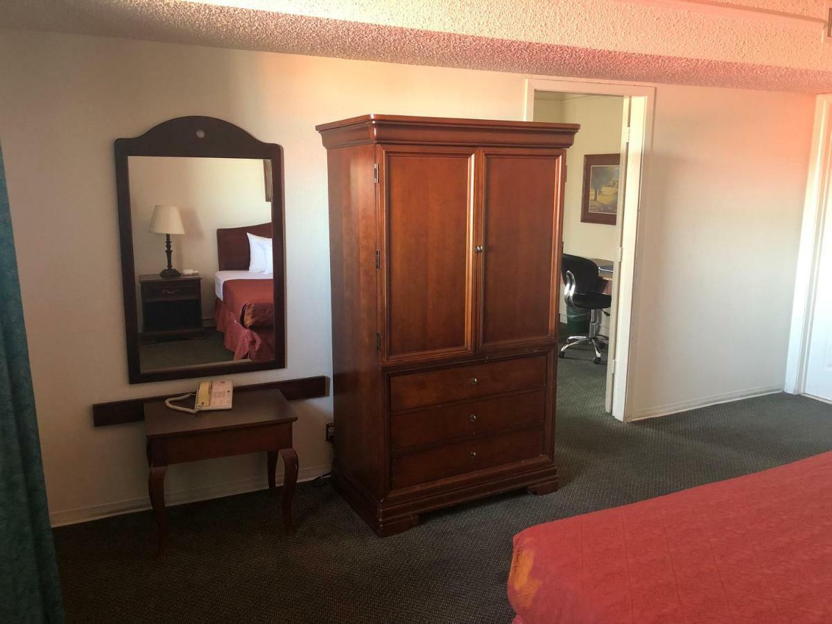 1 King Bed Accessible Non-Smoking