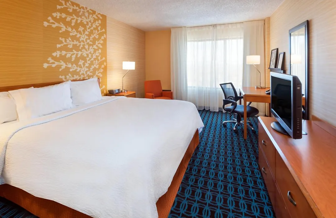 Fairfield Inn & Suites Denver Cherry Creek-1