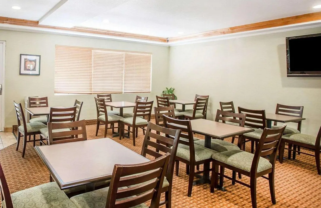 Quality Inn & Suites Denver International Airport-1