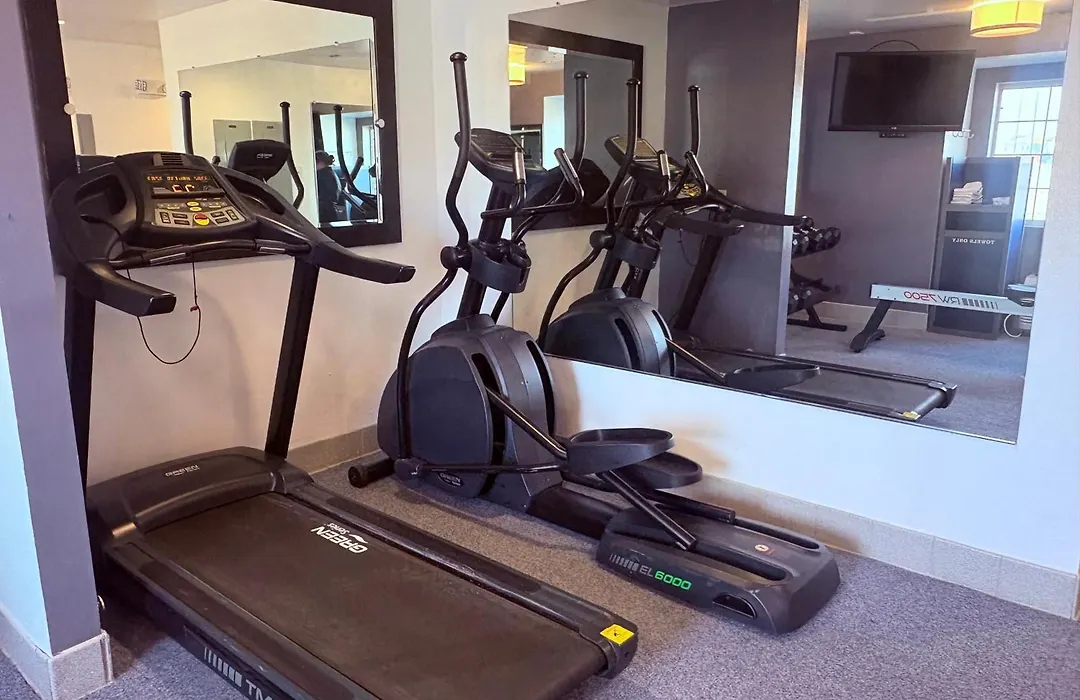 Microtel Inn & Suites By Wyndham Denver Airport-1