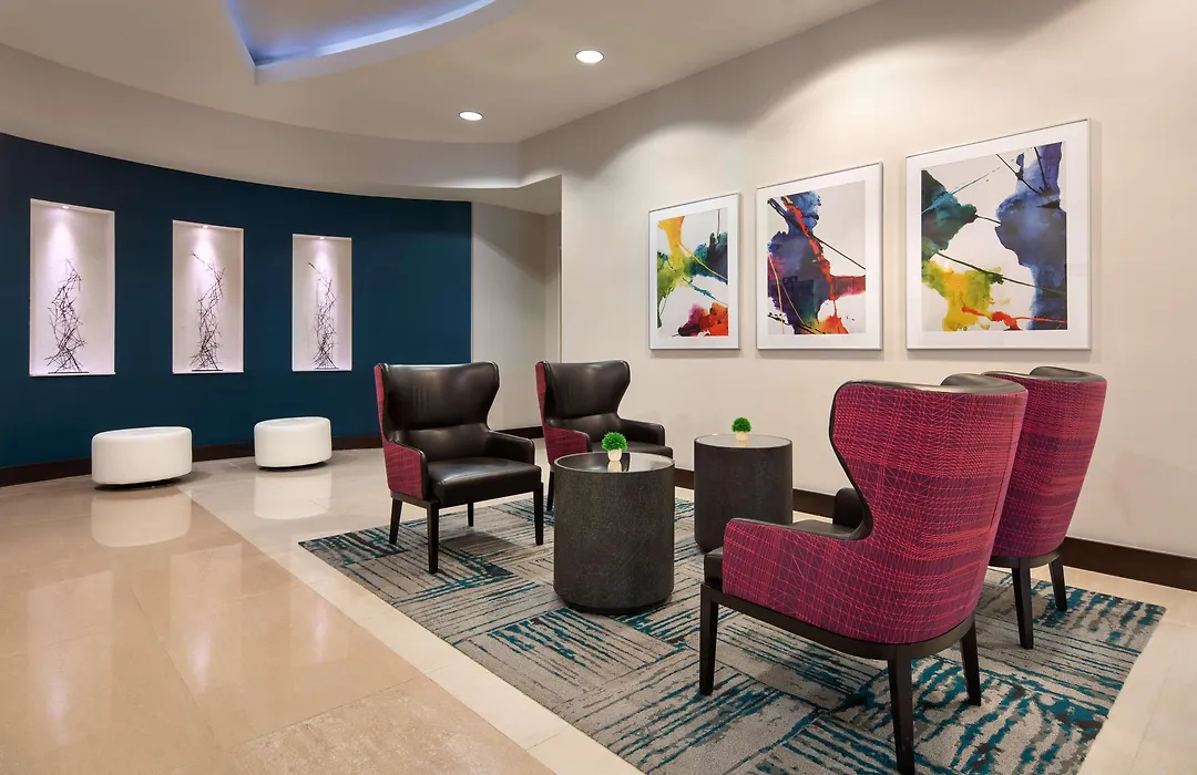 Hilton Garden Inn Denver/Cherry Creek-1