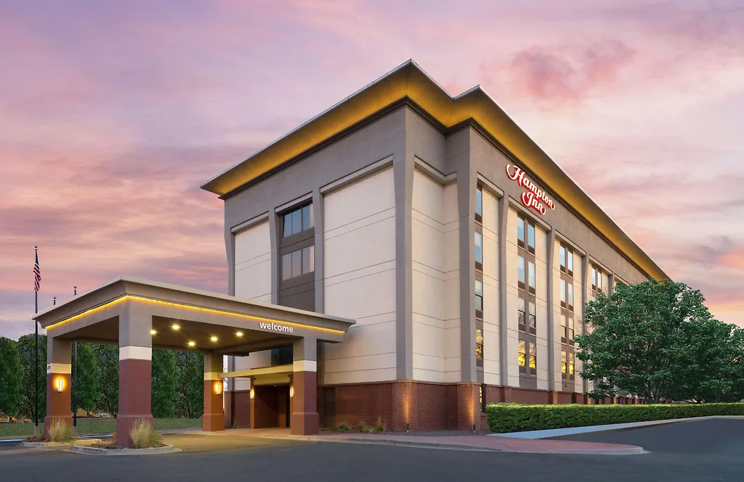 Hampton Inn Denver-International Airport-1