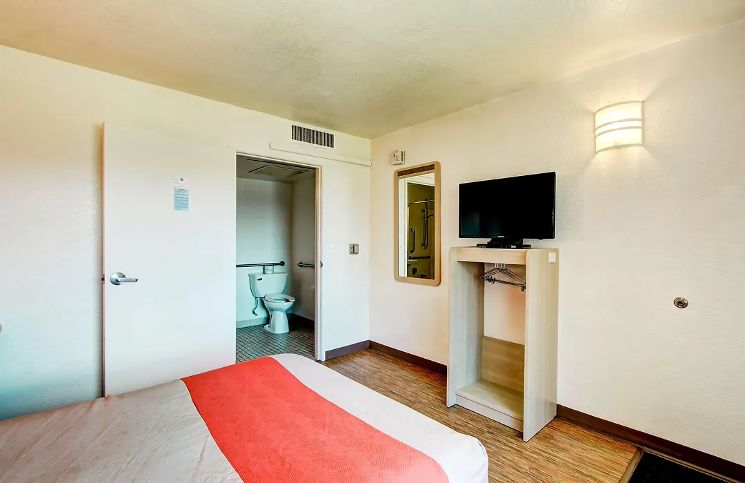 Motel 6-Denver, Co - Airport-1