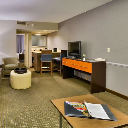 Embassy Suites By Hilton Denver Central Park-2
