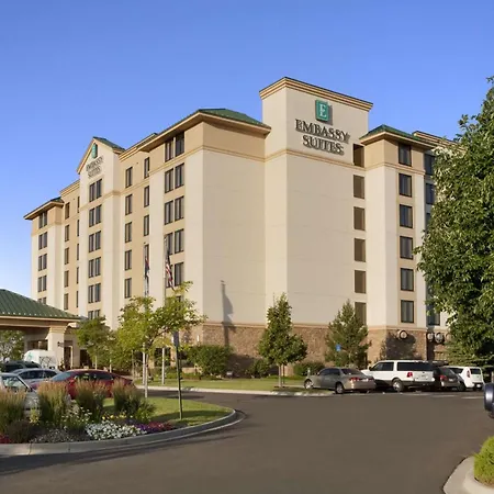 Embassy Suites By Hilton Denver International Airport-3