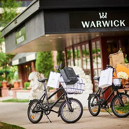 Warwick Denver-2