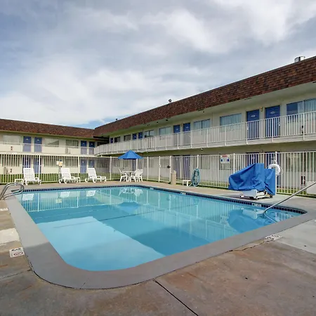Motel 6-Denver, Co - Airport-3