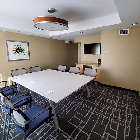 Townplaces Suite Denver Airport At Gateway Park-3