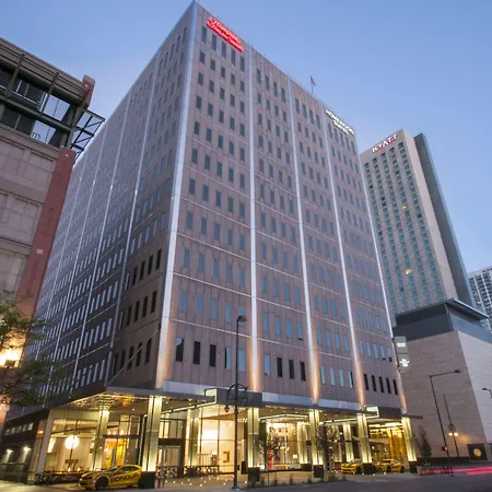 Hampton Inn & Suites Denver Downtown Convention Center-3