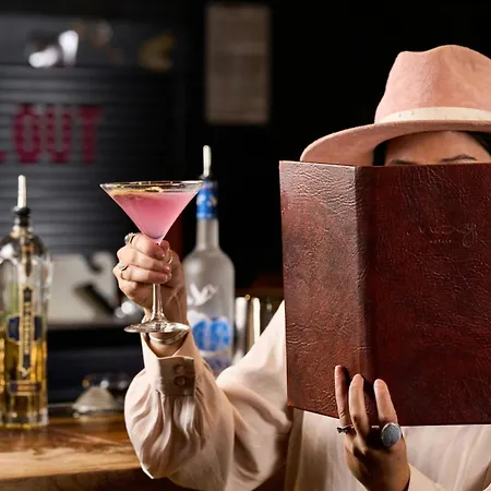 Moxy Denver Cherry Creek-3