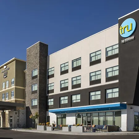 Tru By Hilton Denver Airport Tower Road-3