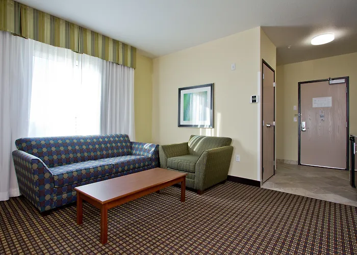 Holiday Inn Express And Suites Denver East Peoria Street By Ihg Montbello