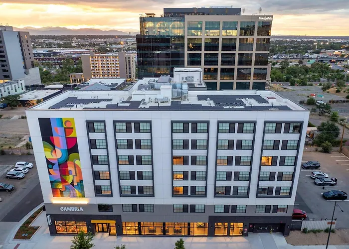 Cambria Hotel Denver Downtown Rino
